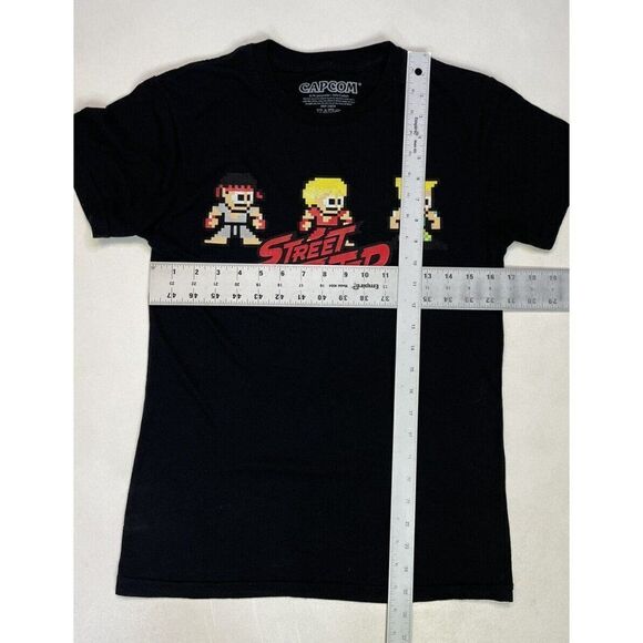 Street Fighter Graphic T-shirt Women Small Black Short Sleeve - Picture 6 of 6